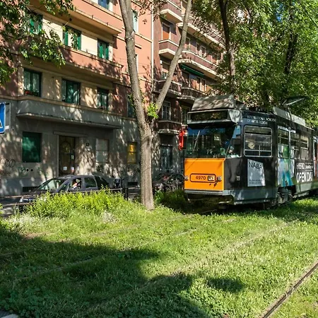 Luna Homes - Bilocale In Mac Mahon * Milan
